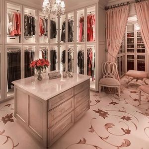 Meet your Posher, Annie